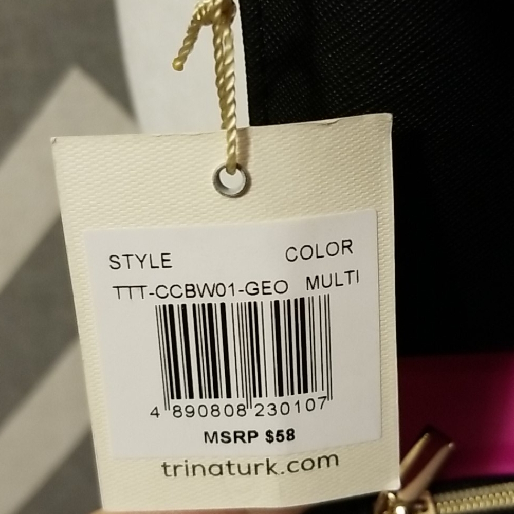 Trina Turk tri-fold wallet on a chain crossbody - Picture 6 of 8